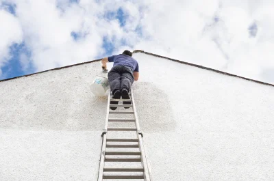 Peinture extérieure à Ségos — façades et ravalement